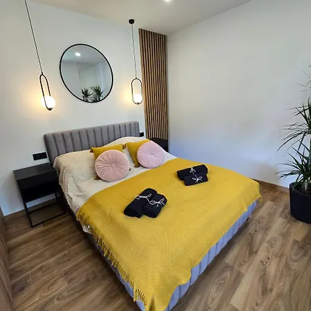 Mieszkanie Nad Jeziorem Roznowskim *